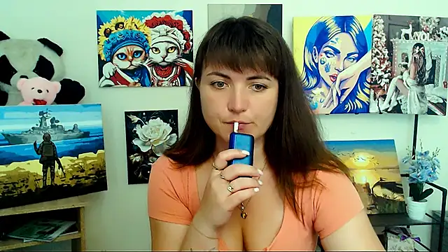 Snapshot of Darina_M_ chatting on July 2, 2026, 7:36 am Darina M online show from July 2, 2026, 7:36 am