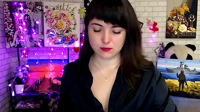 Snapshot of Darina_M_ chatting on October 23, 2025, 4:33 am Darina M online show from October 23, 2025, 4:33 am