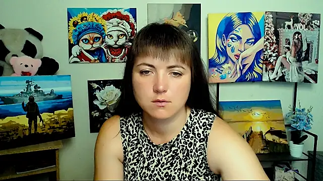 Snapshot of Darina_M_ chatting on July 7, 2026, 4:37 am Darina M online show from July 7, 2026, 4:37 am