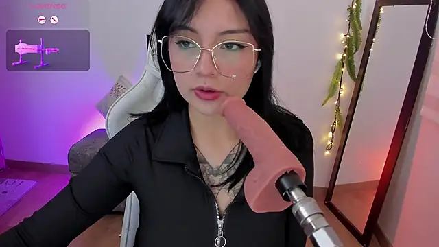 Hannya moon online show from April 27, 2026, 5:33 pm