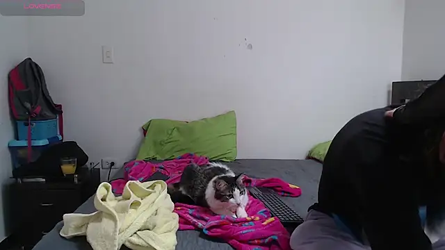 Nanna and Balder online show from February 21, 2025, 8:05 pm