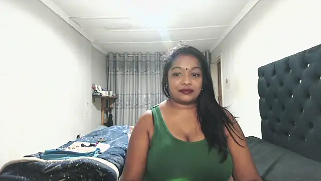 Indianmayaxoxo online show from June 6, 2026, 4:45 pm