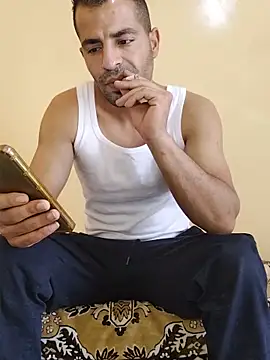 Snapshot of Bisex_activ19 chatting on July 2, 2026, 9:04 am Bisex activ19 online show from July 2, 2026, 9:04 am