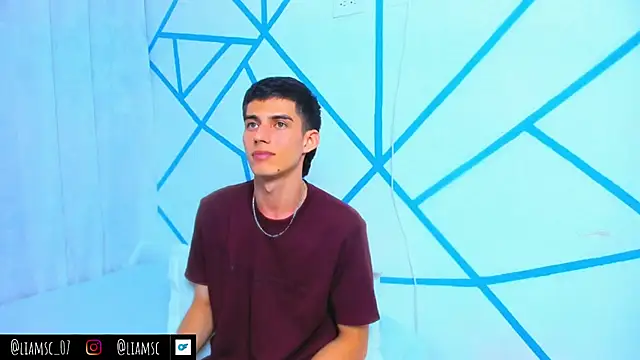 liam scott77 online show from October 8, 2025, 7:47 pm