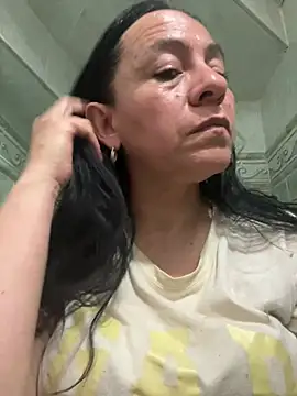 Freya Artemisa online show from July 23, 2026, 11:33 pm