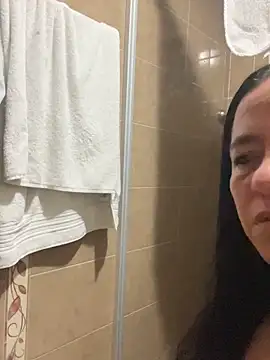 Snapshot of Freya_Artemisa chatting on June 8, 2026, 1:28 am Freya Artemisa online show from June 8, 2026, 1:28 am