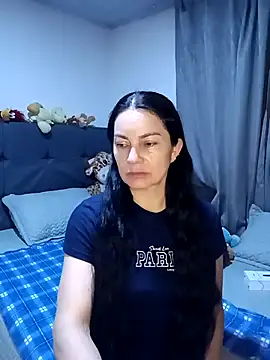 renata hot1 online show from May 3, 2026, 12:38 am