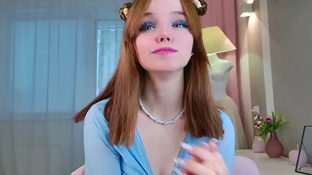 Snapshot of b4by_LoL1 chatting on October 11, 2025, 6:58 am b4by LoL1 online show from October 11, 2025, 6:58 am