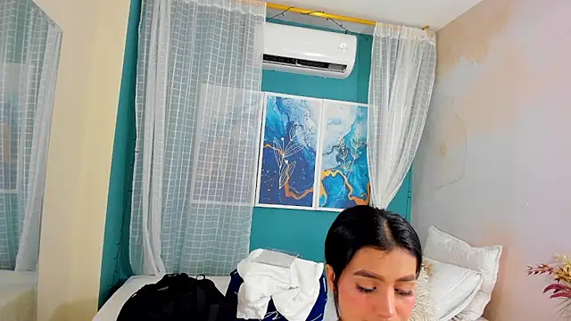TianaReedd online show from September 10, 2025, 7:02 pm