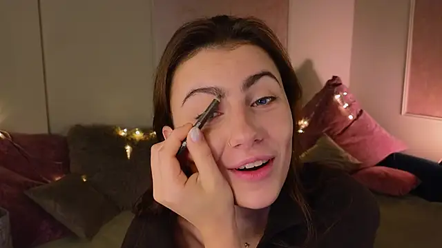 Snapshot of tomorrows_day chatting on November 26, 2025, 9:26 pm tomorrows day online show from November 26, 2025, 9:26 pm