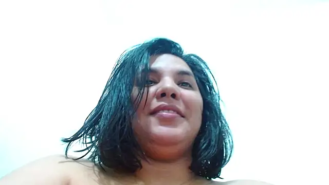 Snapshot of sinay024 chatting on August 4, 2026, 3:27 pm sinay024 online show from August 4, 2026, 3:27 pm