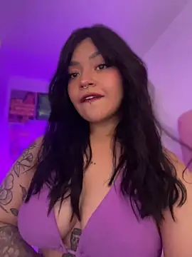 Snapshot of Ashley_Chriss chatting on June 28, 2026, 12:50 am Ashley Chriss online show from June 28, 2026, 12:50 am