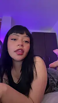 Ashley Chriss online show from January 6, 2026, 4:27 am