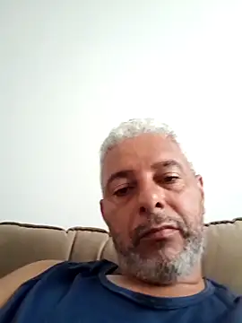Snapshot of gordonunes chatting on May 19, 2026, 6:15 pm gordonunes online show from May 19, 2026, 6:15 pm