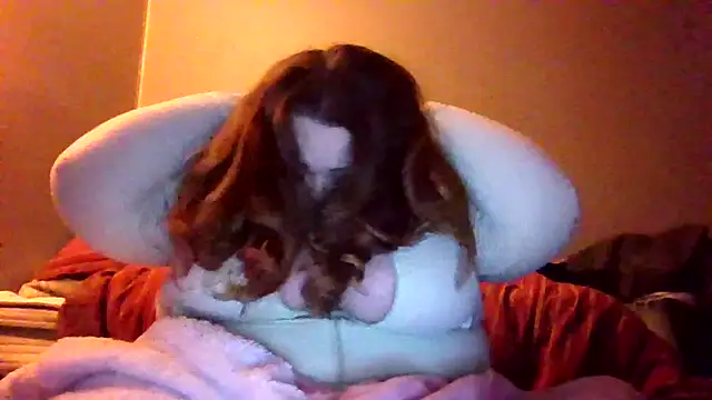  GodessIsabella 97 online show from December 15, 2025, 7:36 am