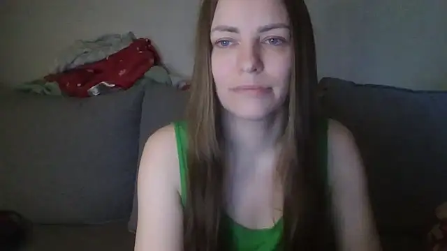 AnnaDiamond1 online show from April 22, 2026, 10:11 am