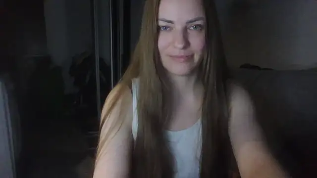 AnnaDiamond1 online show from May 6, 2026, 9:30 pm