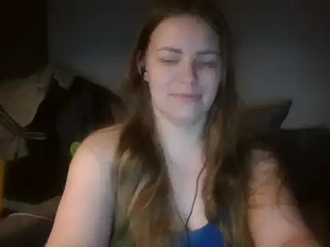 AnnaDiamond1 online show from January 12, 2025, 9:29 pm