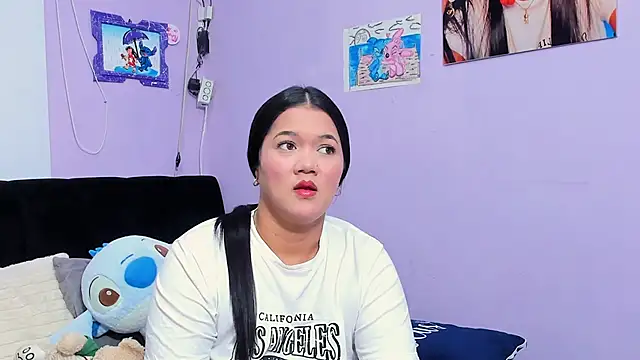 Snapshot of sara_mendez2 chatting on October 22, 2025, 11:25 pm sara mendez2 online show from October 22, 2025, 11:25 pm