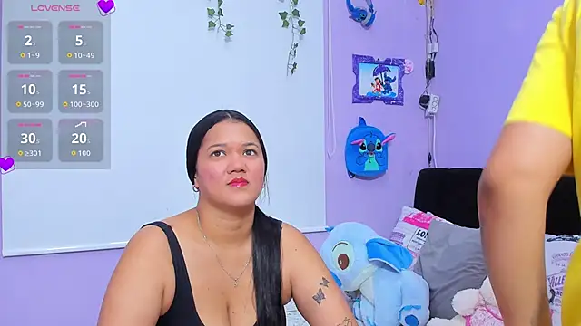 Snapshot of sara_mendez2 chatting on October 11, 2025, 12:22 am sara mendez2 online show from October 11, 2025, 12:22 am