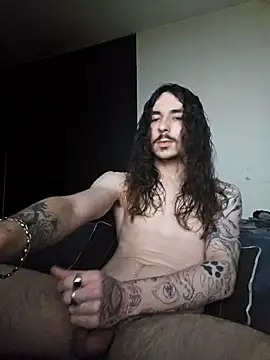 Snapshot of ShyCuriousBoy chatting on January 24, 2025, 2:49 am ShyCuriousBoy online show from January 24, 2025, 2:49 am