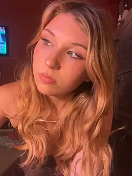 Snapshot of trapbaby386 chatting on November 19, 2025, 6:30 pm trapbaby386 online show from November 19, 2025, 6:30 pm
