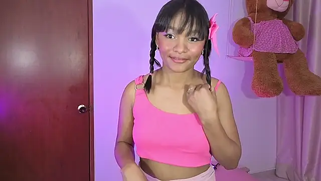 Snapshot of KaattySweet_ chatting on April 8, 2026, 7:37 pm KaattySweet online show from April 8, 2026, 7:37 pm