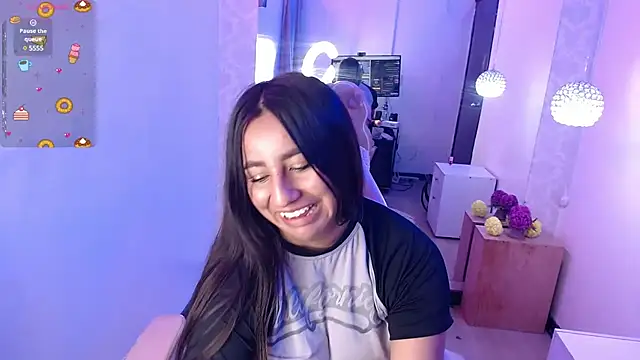 Snapshot of ailyn_miranda chatting on March 5, 2025, 4:24 am ailyn miranda online show from March 5, 2025, 4:24 am