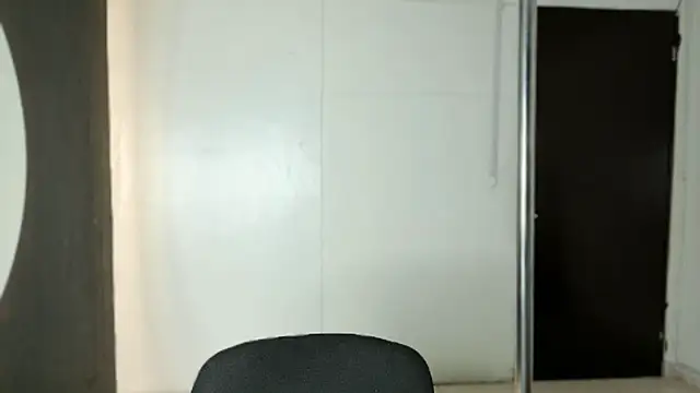 Snapshot of ailyn_miranda chatting on March 14, 2025, 11:22 pm ailyn miranda online show from March 14, 2025, 11:22 pm