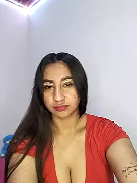 Snapshot of ailyn_miranda chatting on March 6, 2025, 3:24 am ailyn miranda online show from March 6, 2025, 3:24 am