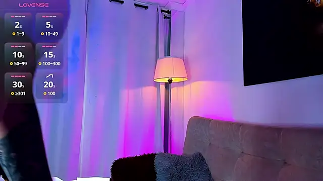 Snapshot of little_sophie18 chatting on November 26, 2025, 7:58 pm little sophie18 online show from November 26, 2025, 7:58 pm