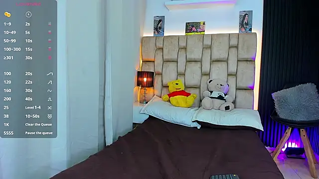 Snapshot of little_sophie18 chatting on November 12, 2025, 7:07 pm little sophie18 online show from November 12, 2025, 7:07 pm