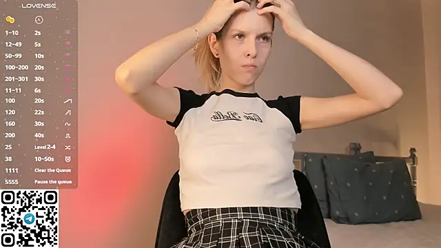 Snapshot of tyty_piupiu chatting on November 30, 2025, 6:09 pm tyty piupiu online show from November 30, 2025, 6:09 pm