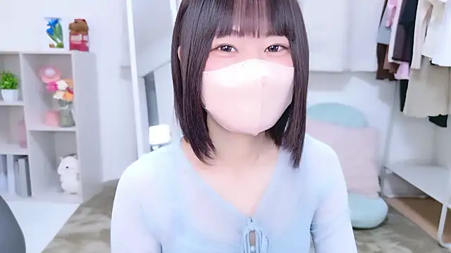 Snapshot of Im_Yu-na chatting on October 15, 2025, 1:19 pm Im Yu-na online show from October 15, 2025, 1:19 pm