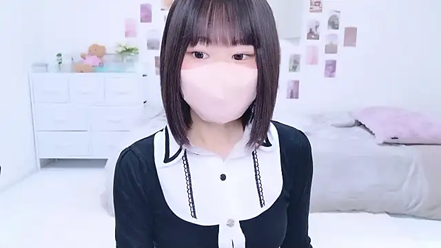 Snapshot of Im_Yu-na chatting on October 19, 2025, 12:46 am Im Yu-na online show from October 19, 2025, 12:46 am