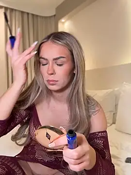 HotBella- online show from February 15, 2026, 6:07 pm