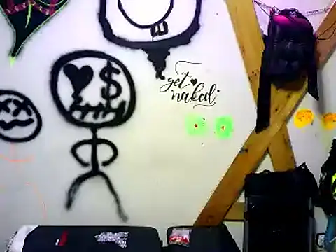 Snapshot of KRYZTALYNXXX chatting on January 2, 2025, 10:44 pm KRYZTALYNXXX online show from January 2, 2025, 10:44 pm