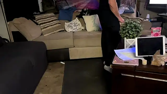 Snapshot of KRYZTALYNXXX chatting on September 29, 2025, 7:15 am KRYZTALYNXXX online show from September 29, 2025, 7:15 am