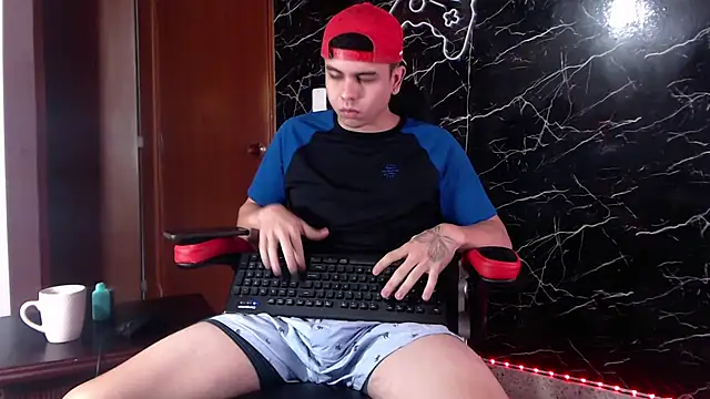 maty hardx online show from January 18, 2025, 12:04 pm