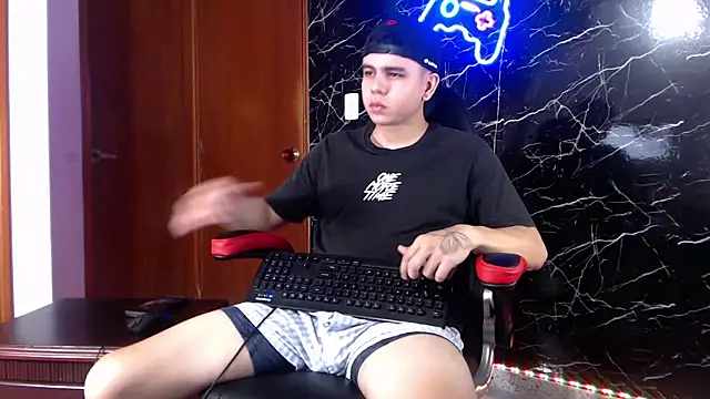 maty hardx online show from December 4, 2024, 3:15 pm