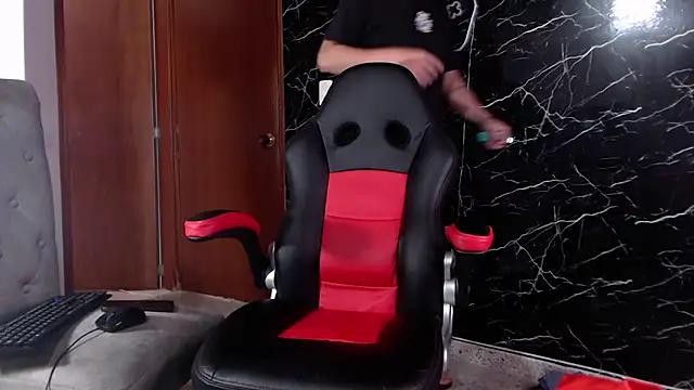 maty hardx online show from March 6, 2025, 7:43 pm