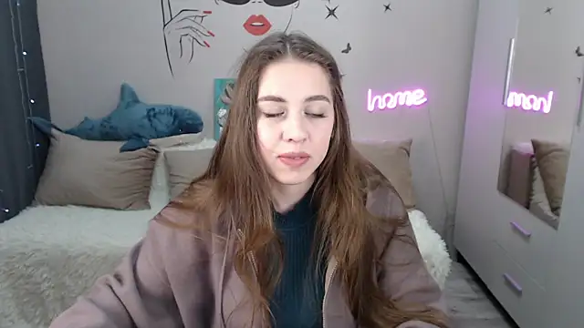 SummerLeena online show from January 21, 2025, 5:20 pm