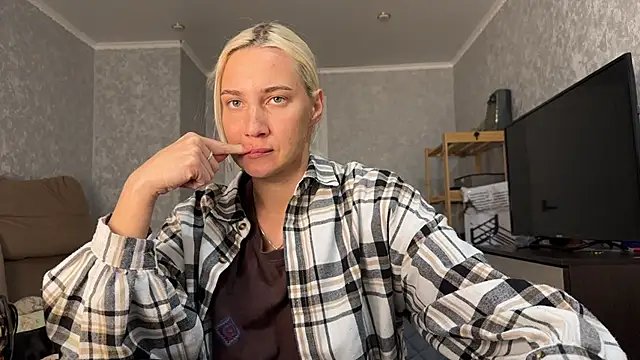 AnneBall online show from February 25, 2026, 2:39 pm