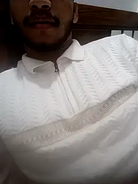 aniket12354 online show from October 25, 2025, 10:47 am