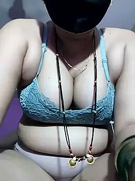 Snapshot of Kashish_18 chatting on July 18, 2026, 7:33 pm Kashish 18 online show from July 18, 2026, 7:33 pm