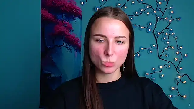 Eva Janee online show from October 22, 2025, 11:31 am