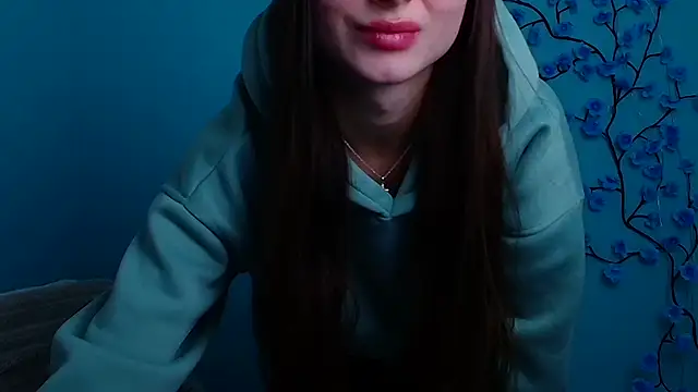 Eva Janee online show from January 19, 2026, 6:39 am