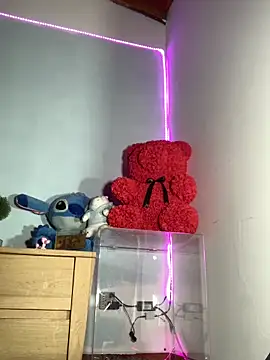 hannaa brown online show from March 9, 2025, 1:56 am