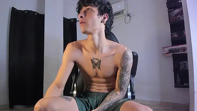 Snakebutterfly online show from March 7, 2026, 5:03 am