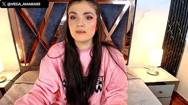 Amara vega online show from November 18, 2025, 12:41 pm